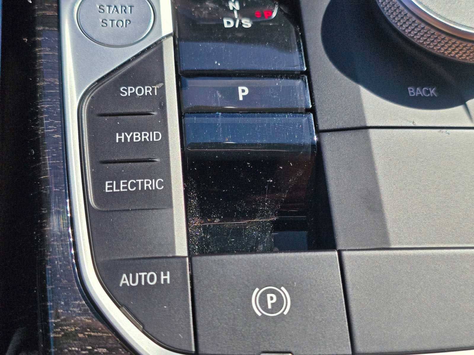 2024 BMW 330e xDrive 330e xDrive