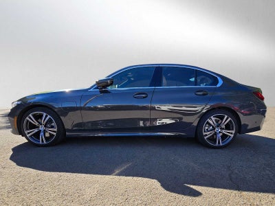2024 BMW 330e xDrive 330e xDrive