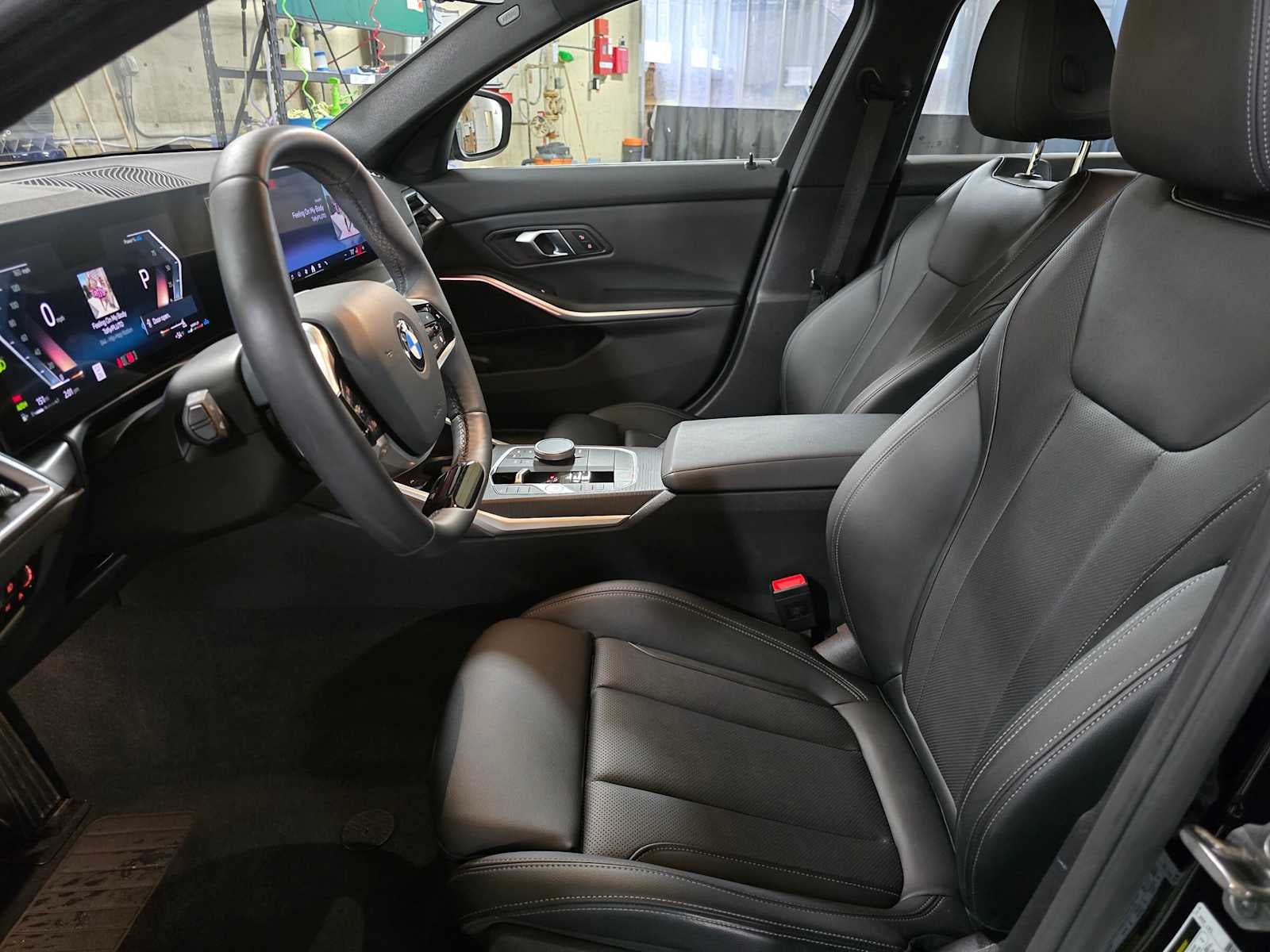 2025 BMW 330i xDrive 330i xDrive