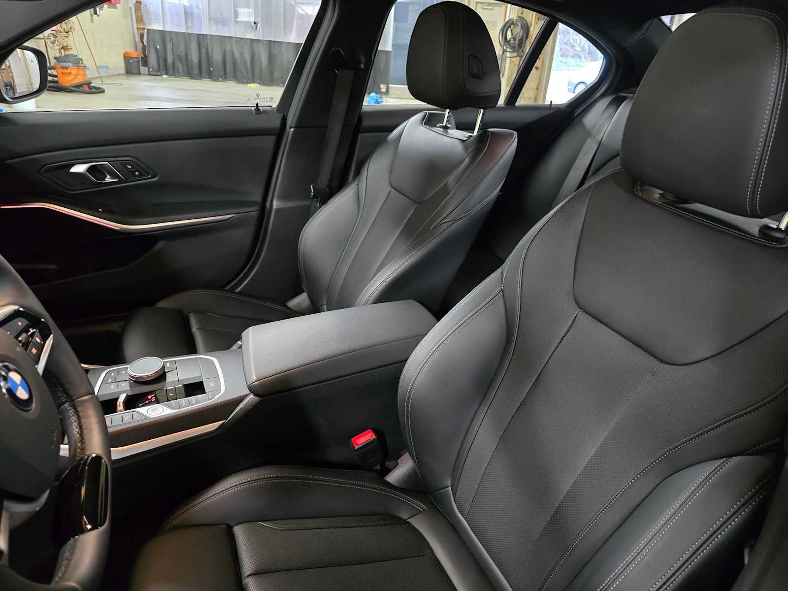 2025 BMW 330i xDrive 330i xDrive