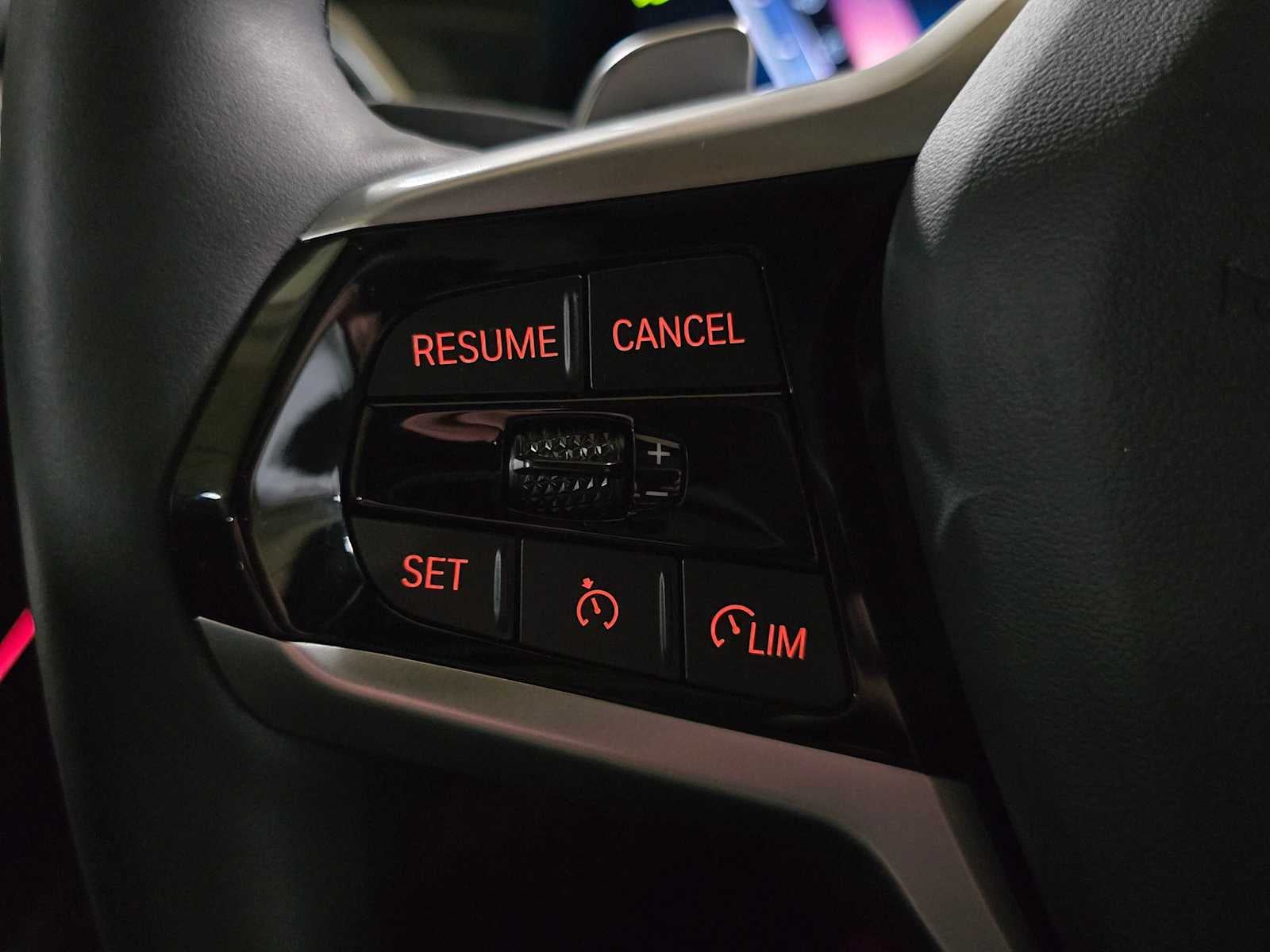 2025 BMW 330i xDrive 330i xDrive