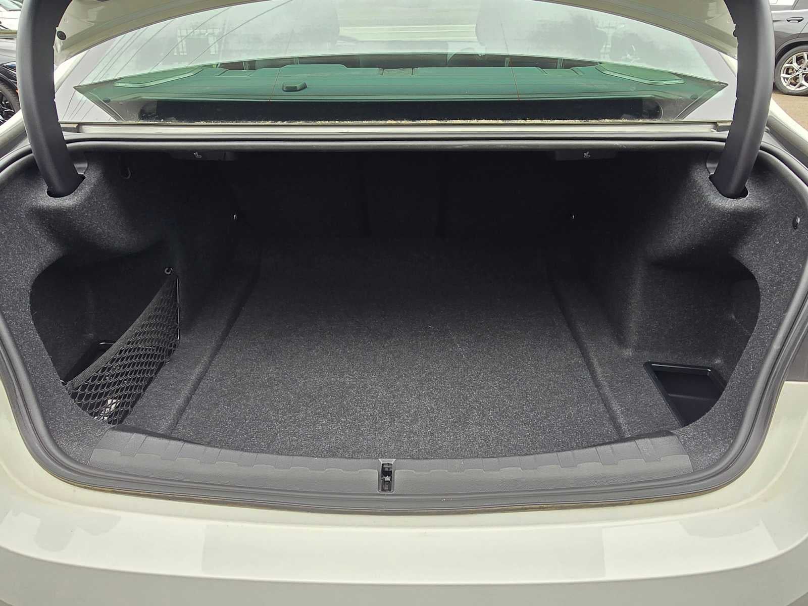 2025 BMW 330i xDrive 330i xDrive