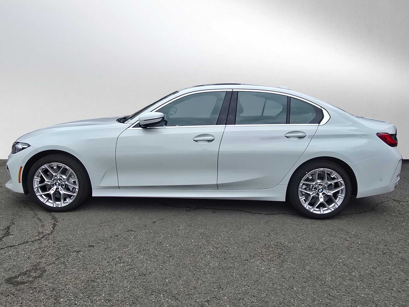 2025 BMW 330i xDrive 330i xDrive