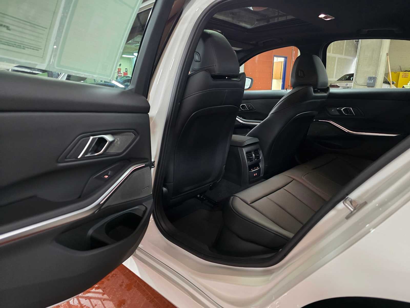 2026 BMW 330i NA xDrive 330i NA xDrive