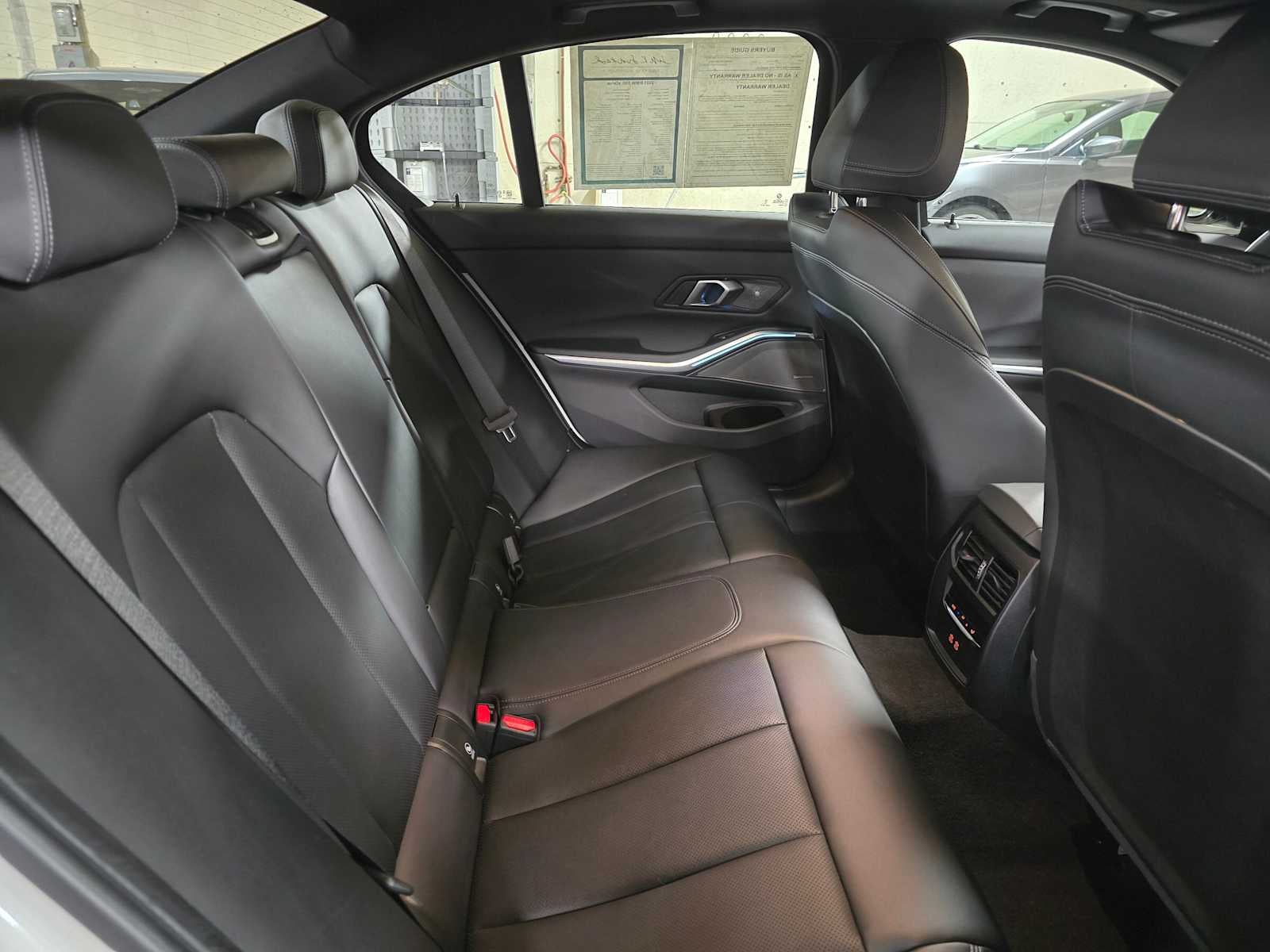 2025 BMW 3 Series 330i xDrive