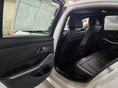 2025 BMW 3 Series 330i xDrive
