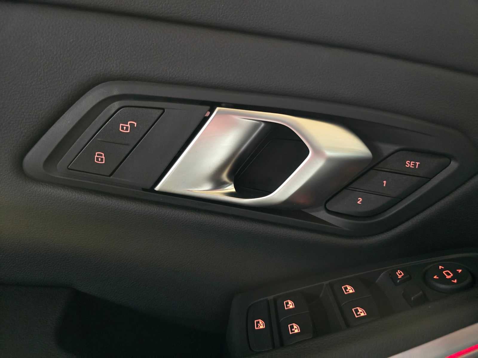 2025 BMW 3 Series 330i xDrive