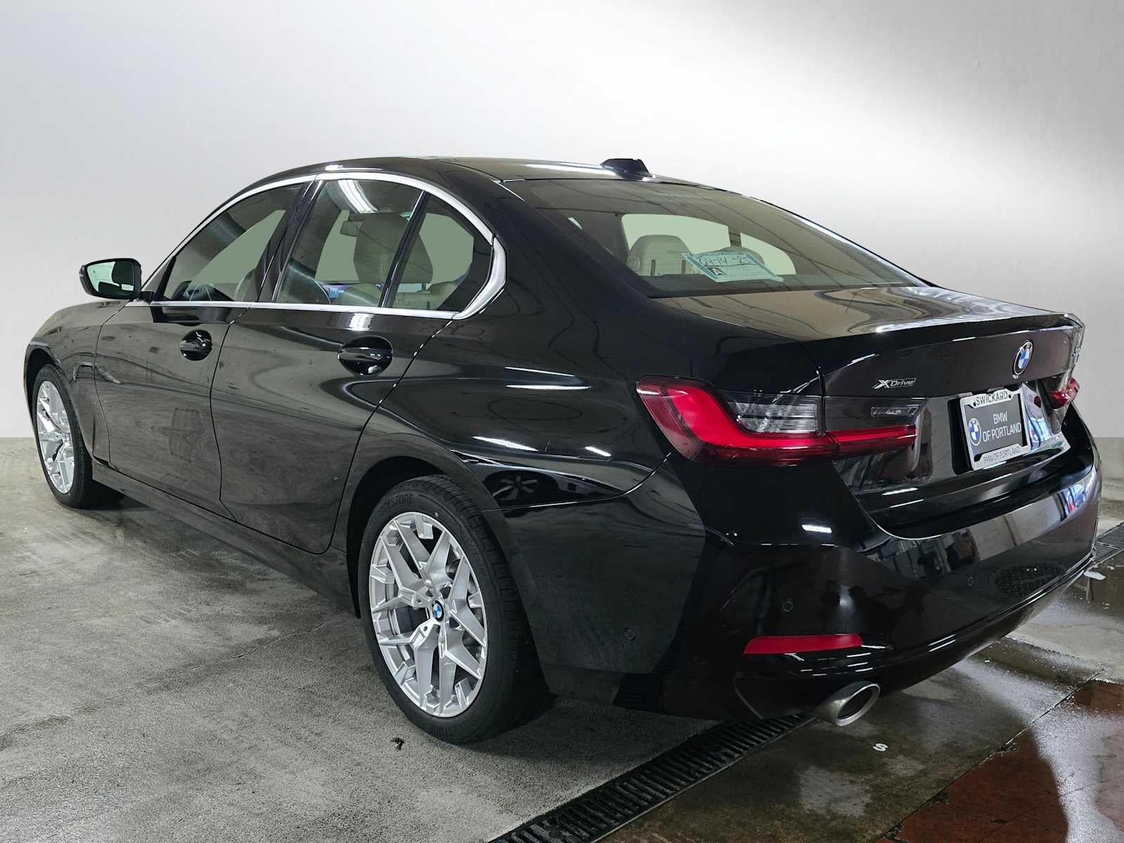 2025 BMW 330i xDrive 330i xDrive