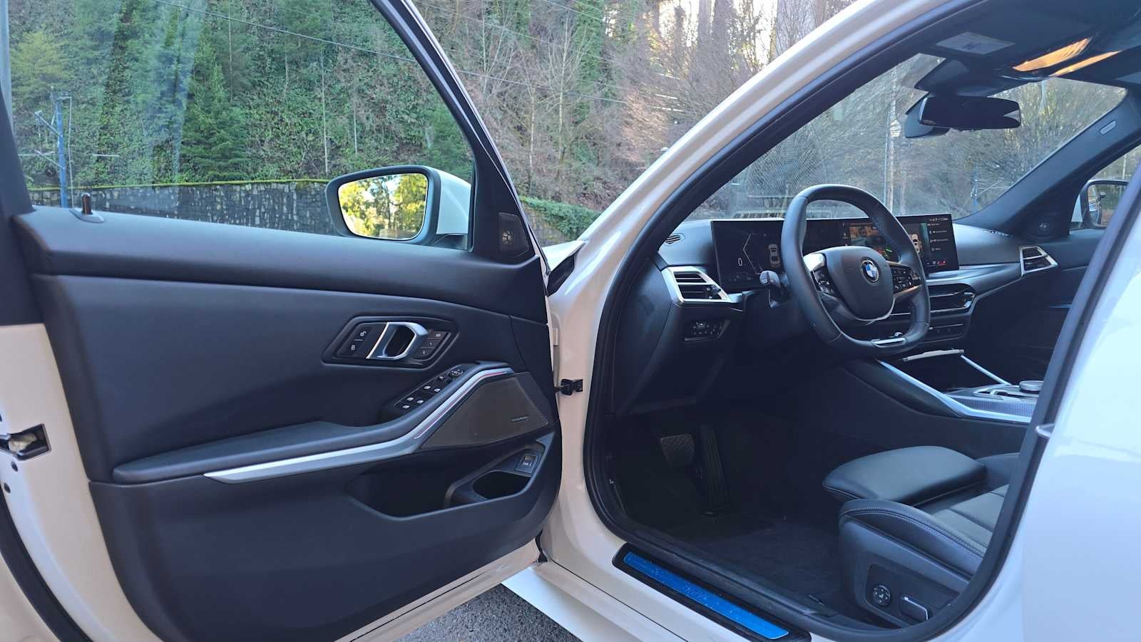 2025 BMW 330i xDrive 330i xDrive