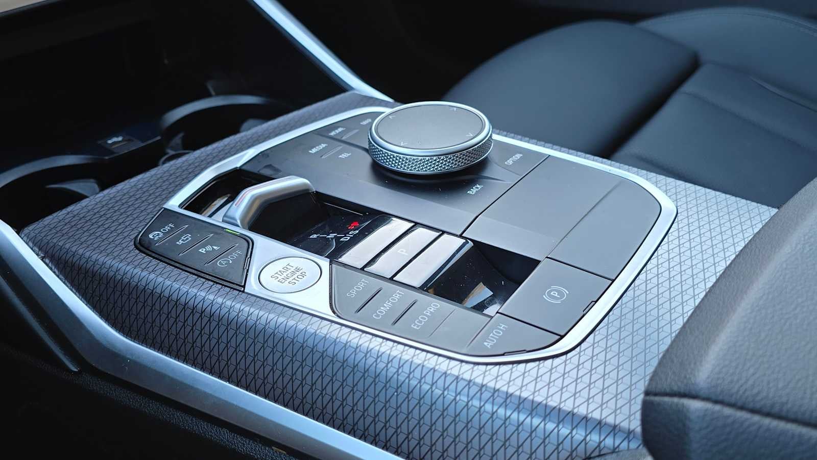 2025 BMW 330i xDrive 330i xDrive