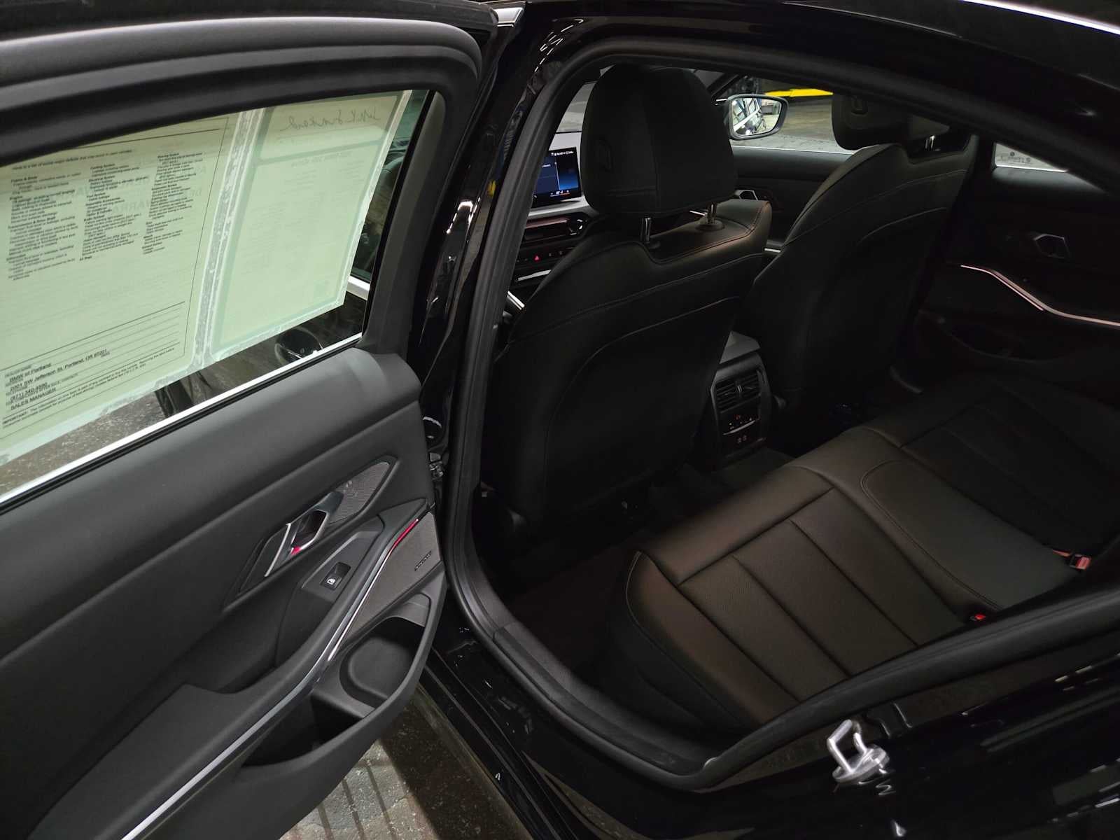 2025 BMW 3 Series 330i xDrive