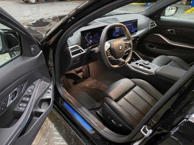 2025 BMW 3 Series 330i xDrive