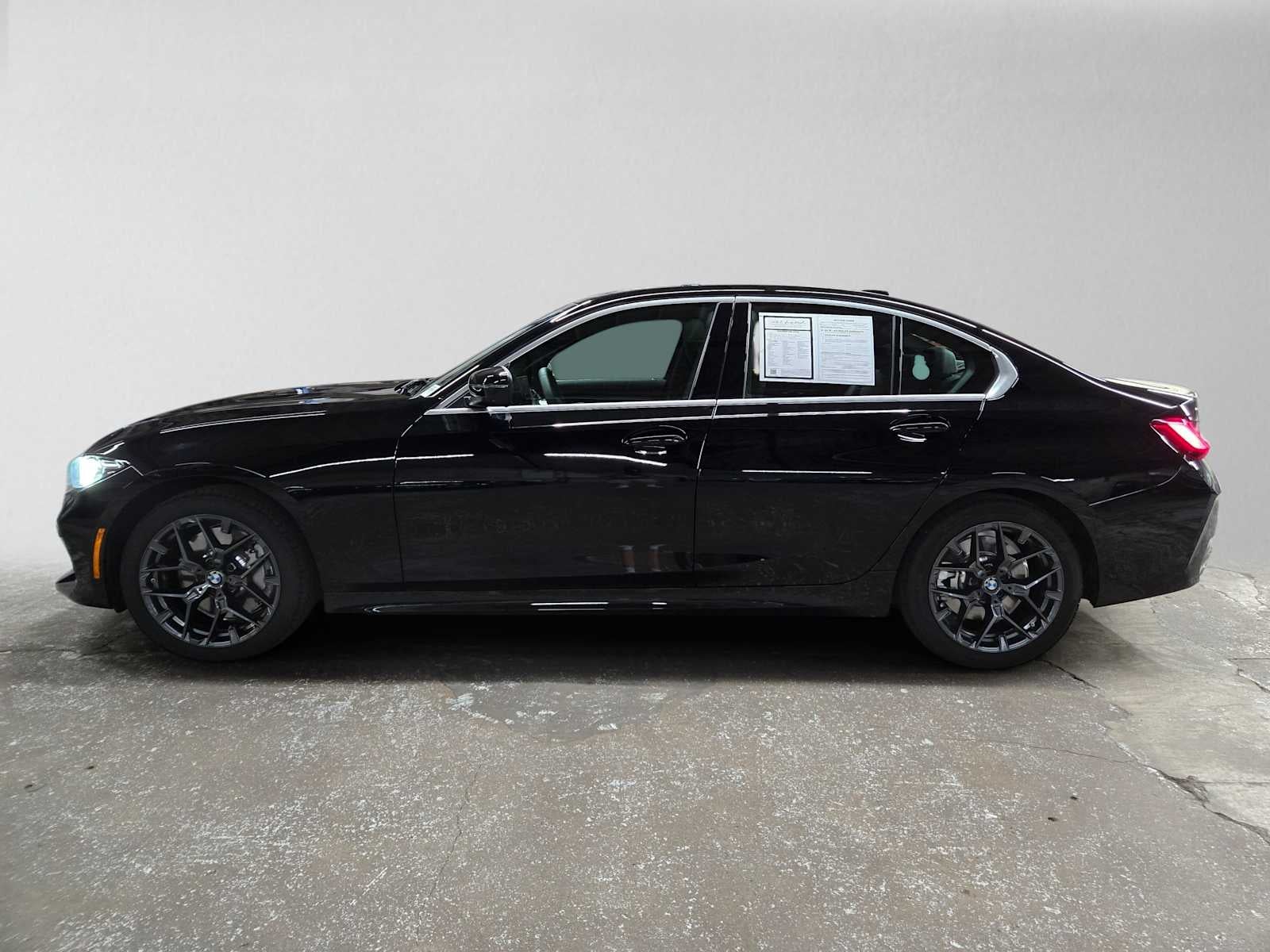 2025 BMW 3 Series 330i xDrive