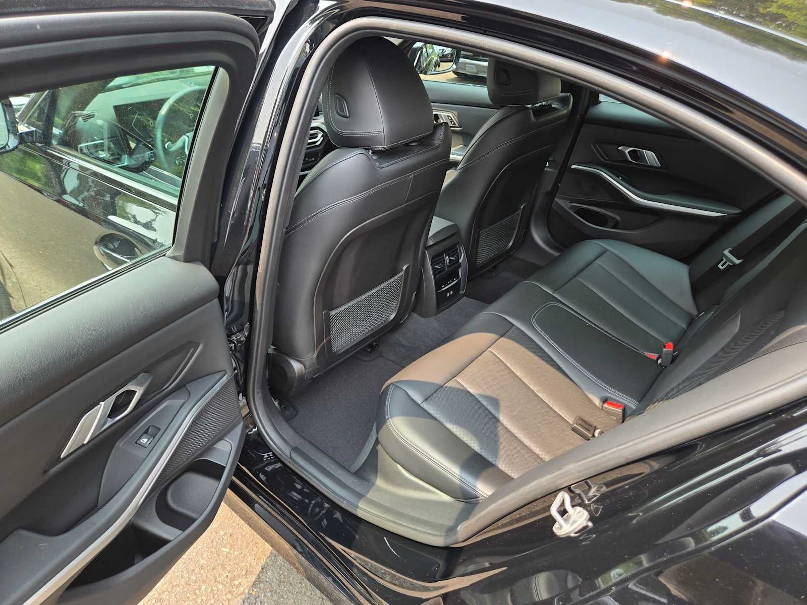 2023 BMW 3 Series 330i xDrive