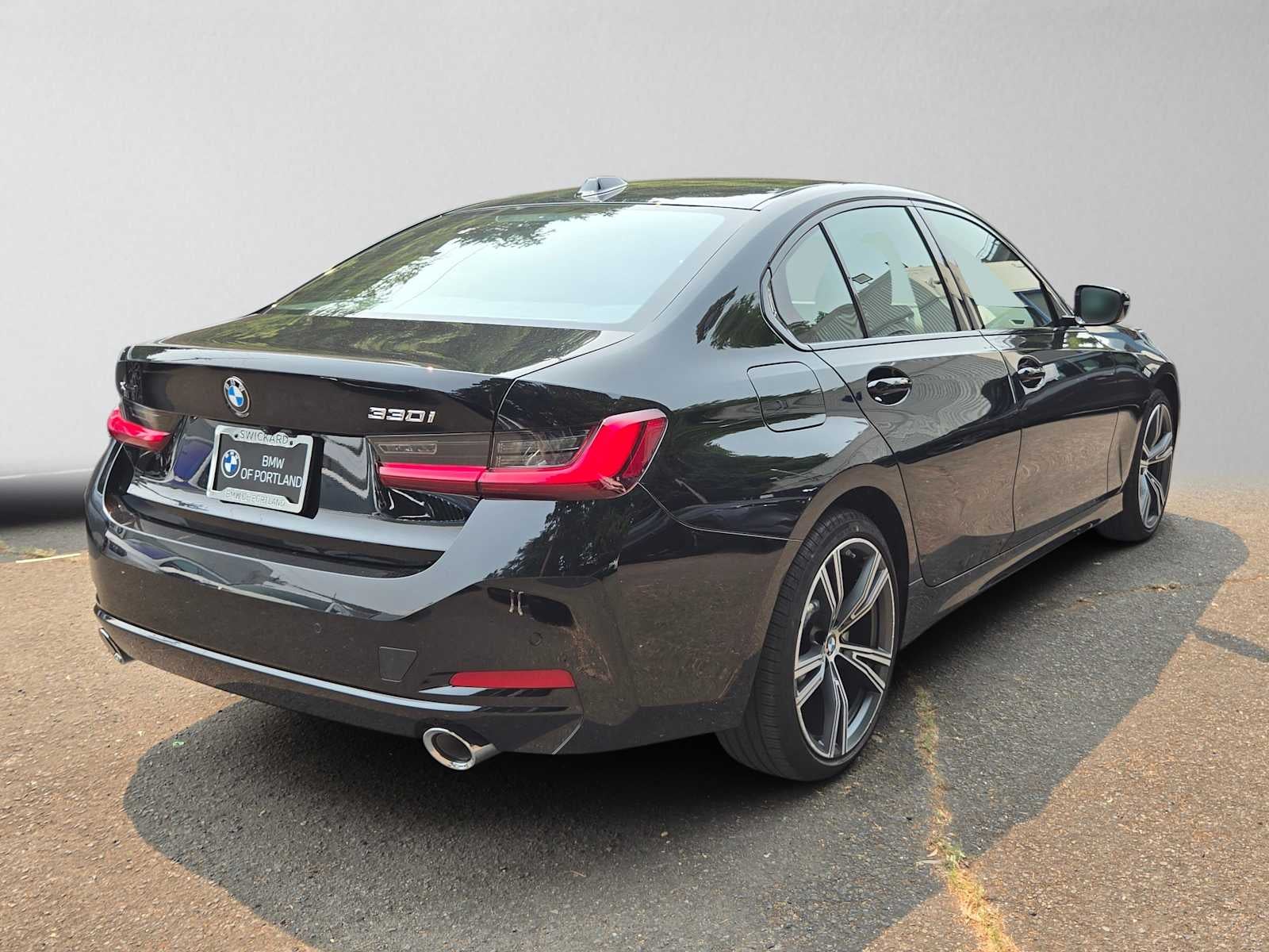 2023 BMW 3 Series 330i xDrive