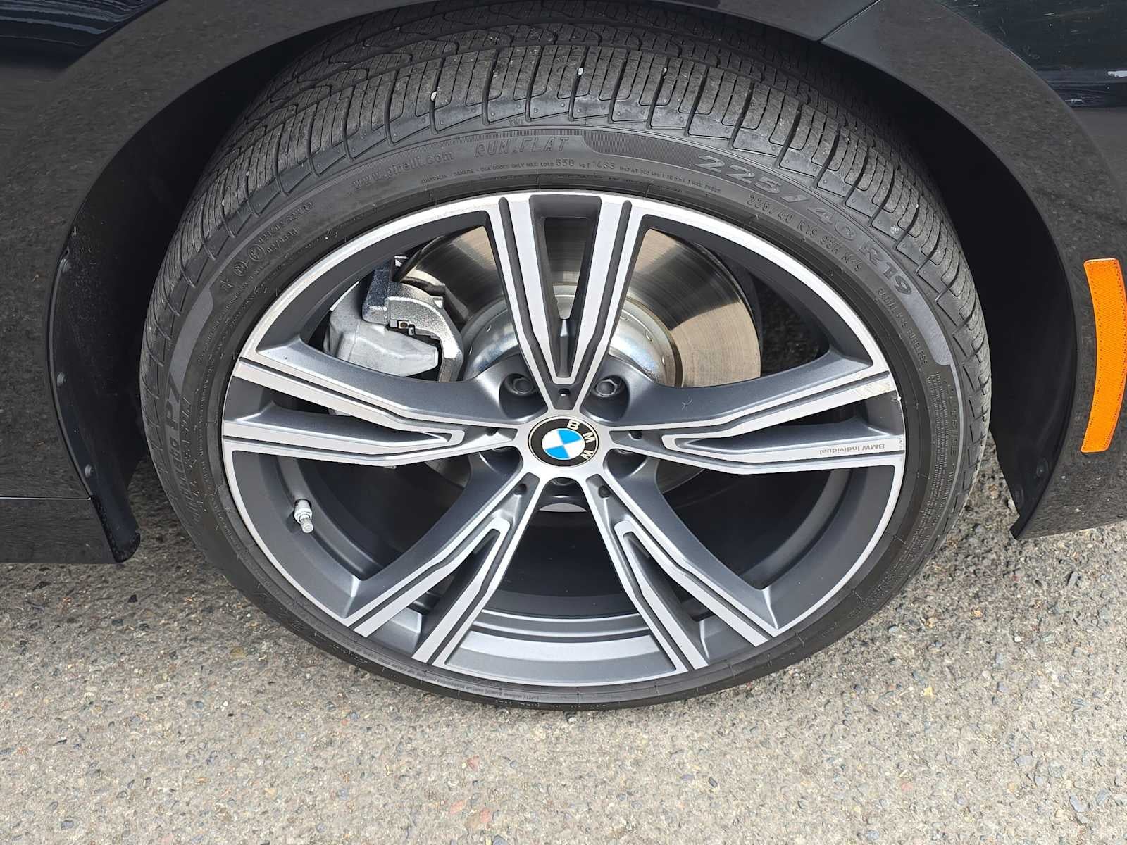 2024 BMW 3 Series 330i xDrive