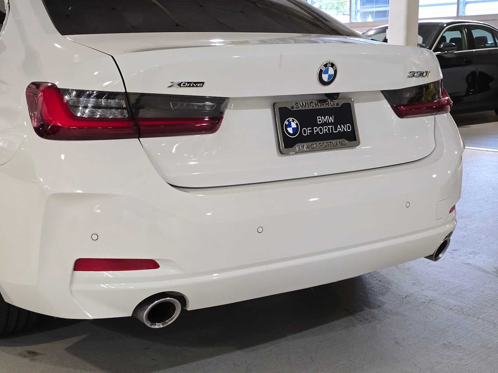 2024 BMW 3 Series 330i xDrive