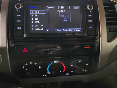 2015 Toyota Tacoma 4WD Double Cab V6 AT (Natl)