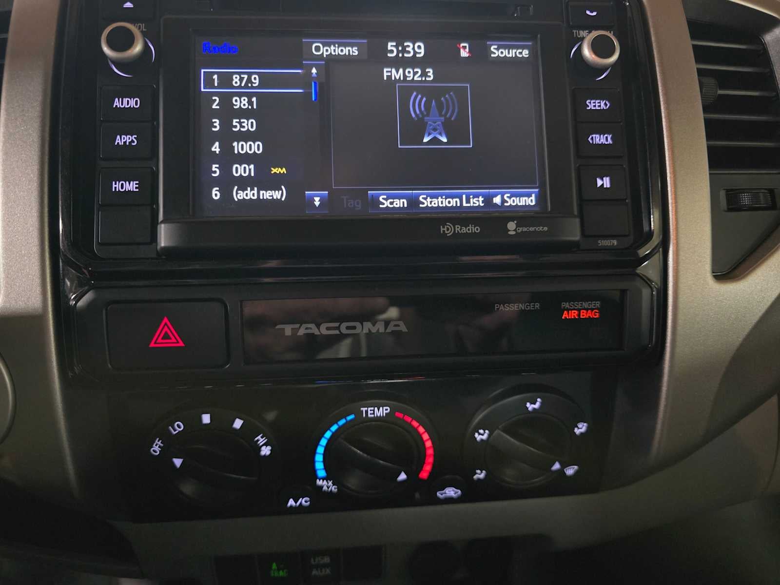 2015 Toyota Tacoma 4WD Double Cab V6 AT (Natl)