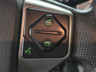 2015 Toyota Tacoma 4WD Double Cab V6 AT (Natl)