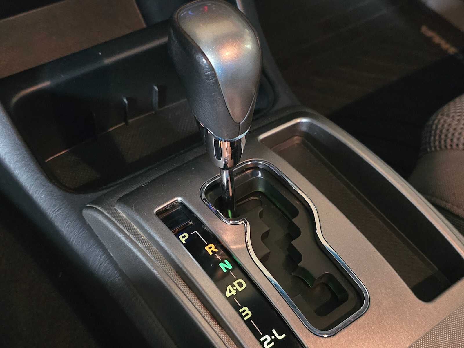 2015 Toyota Tacoma 4WD Double Cab V6 AT (Natl)