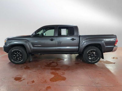 2015 Toyota Tacoma 4WD Double Cab V6 AT (Natl)