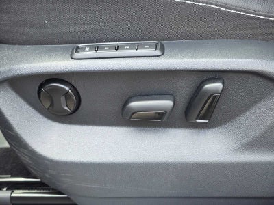 2023 Volkswagen Tiguan SEL R-Line