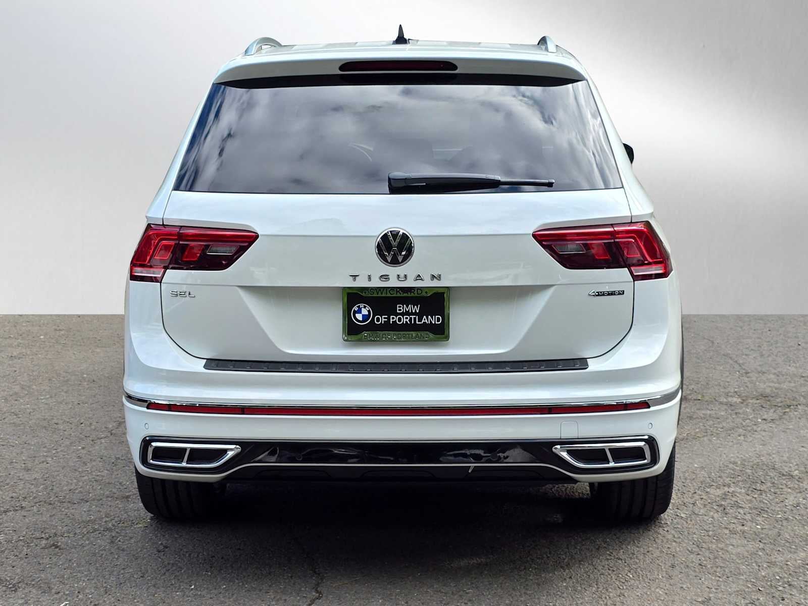 2023 Volkswagen Tiguan SEL R-Line