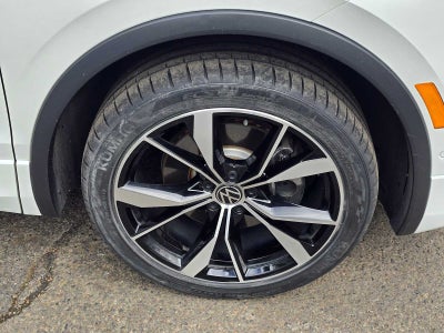 2023 Volkswagen Tiguan SEL R-Line