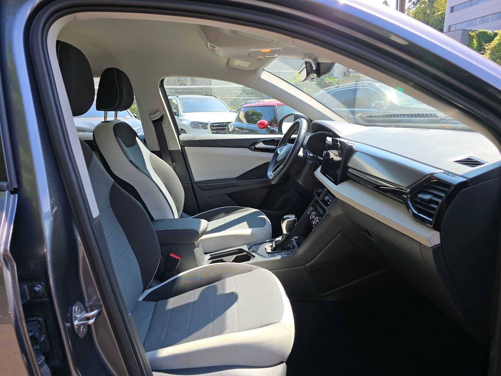2025 Volkswagen Taos S