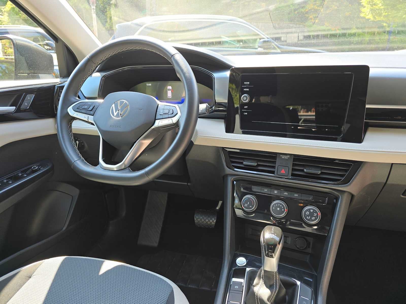 2025 Volkswagen Taos S