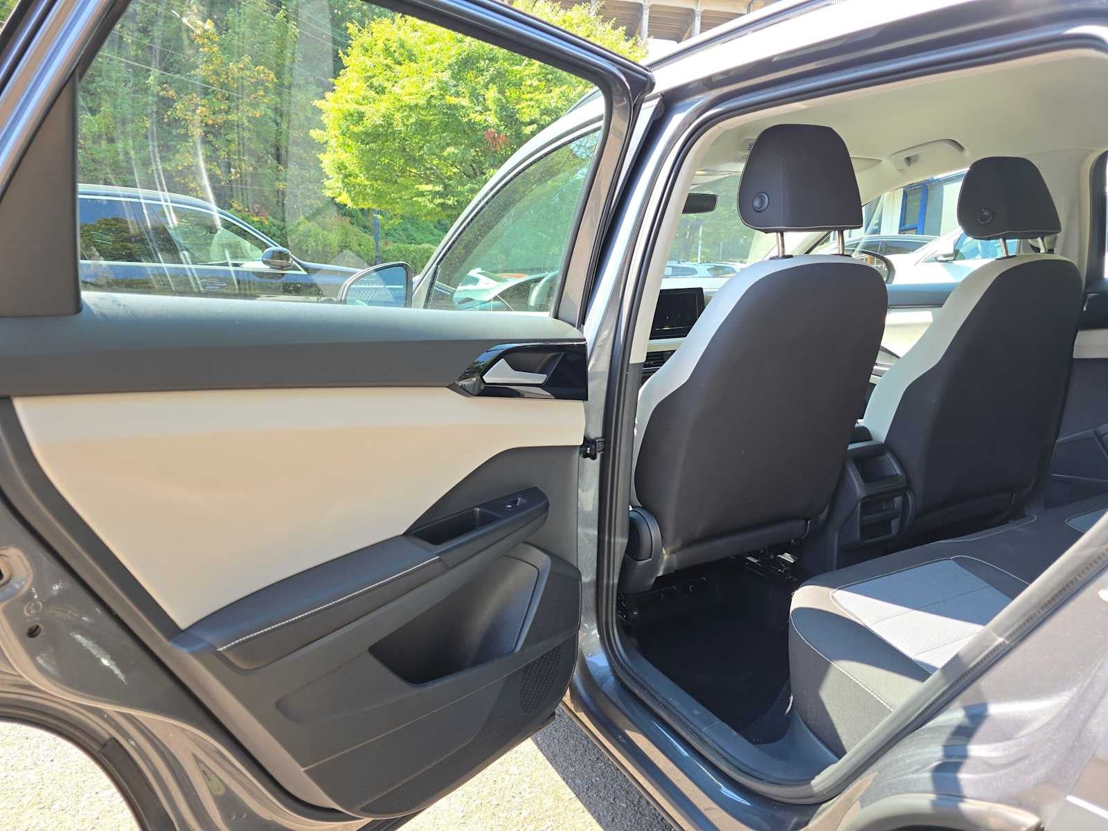 2025 Volkswagen Taos S