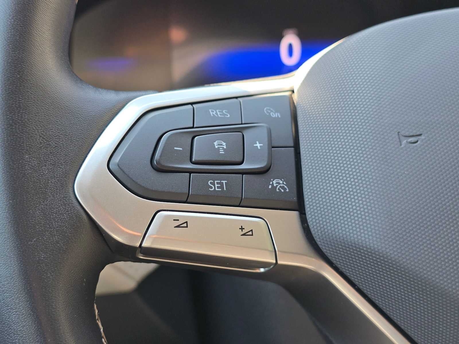 2025 Volkswagen Taos S