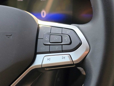 2025 Volkswagen Taos S