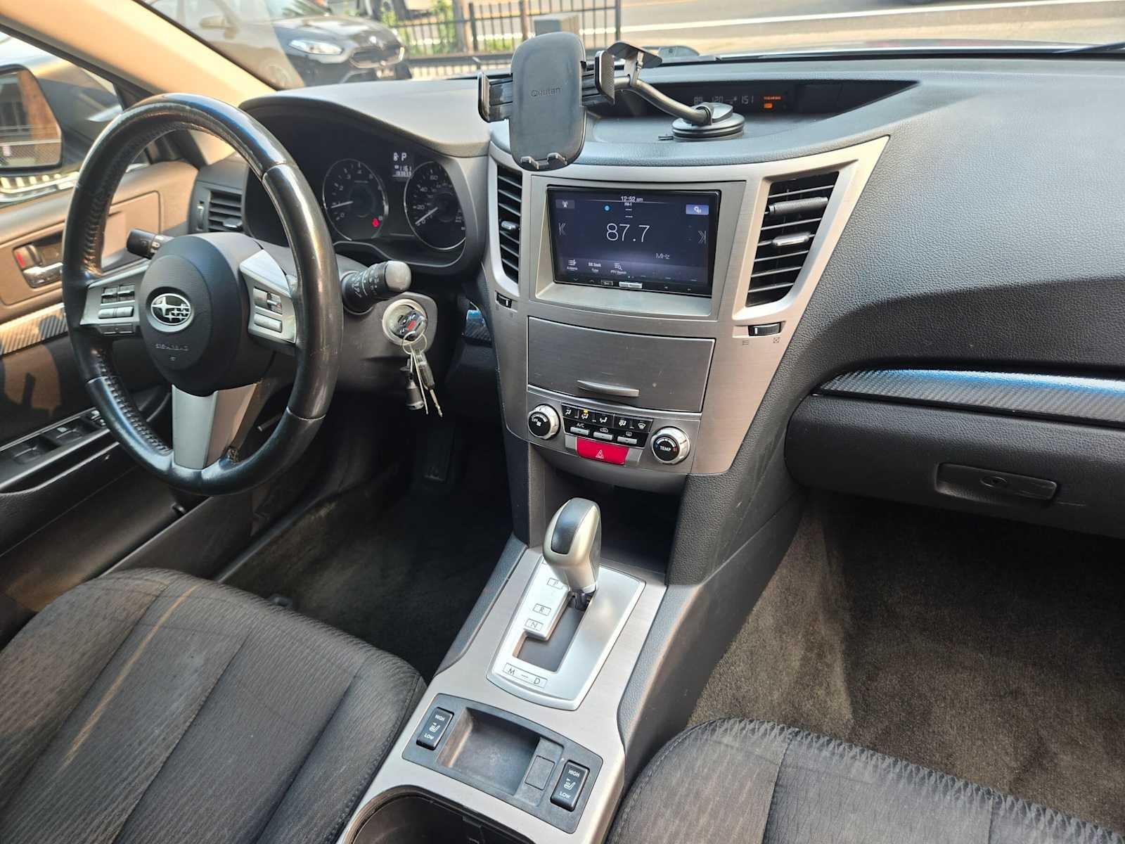 2011 Subaru Outback 2.5i Prem AWP/HK Aud