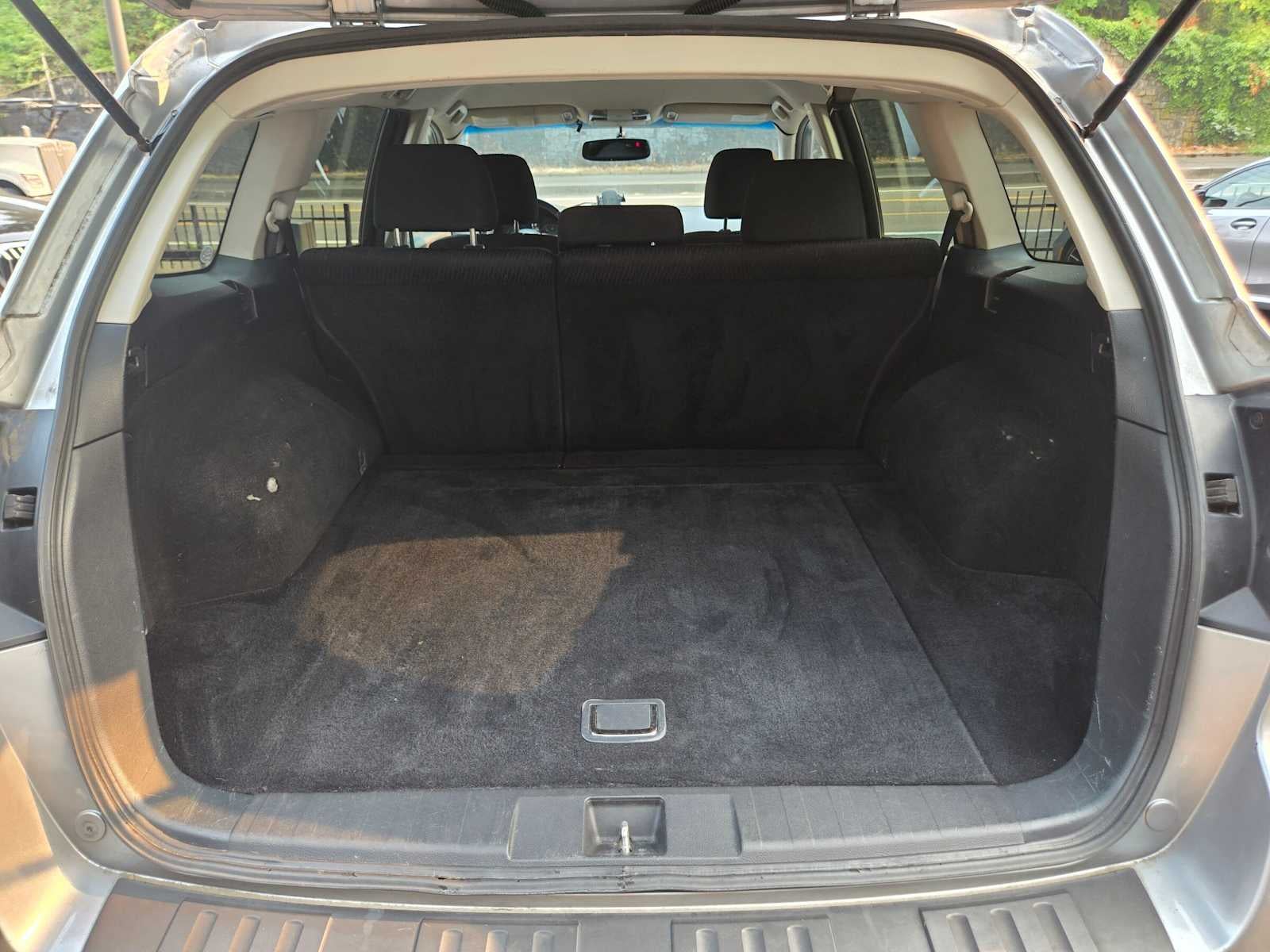 2011 Subaru Outback 2.5i Prem AWP/HK Aud