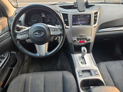 2011 Subaru Outback 2.5i Prem AWP/HK Aud