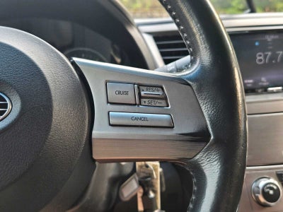 2011 Subaru Outback 2.5i Prem AWP/HK Aud