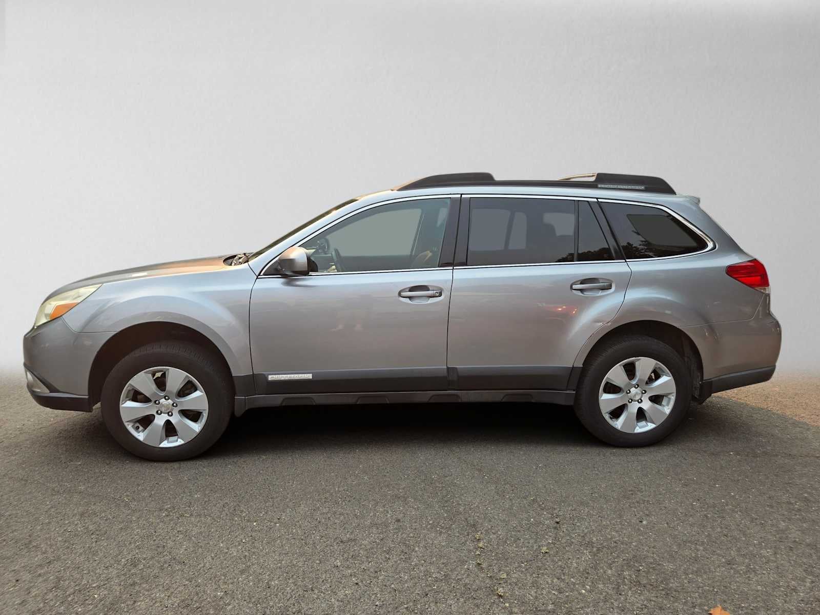 2011 Subaru Outback 2.5i Prem AWP/HK Aud