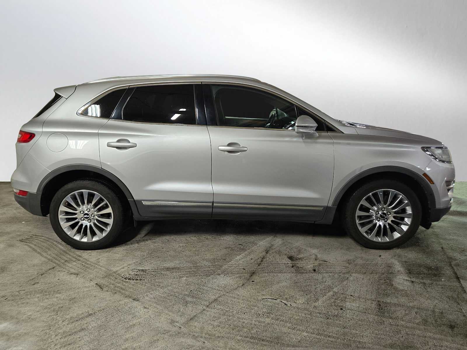 Used 2015 Lincoln MKC Base with VIN 5LMCJ2A90FUJ35962 for sale in Portland, OR