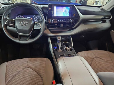 2023 Toyota Highlander LE