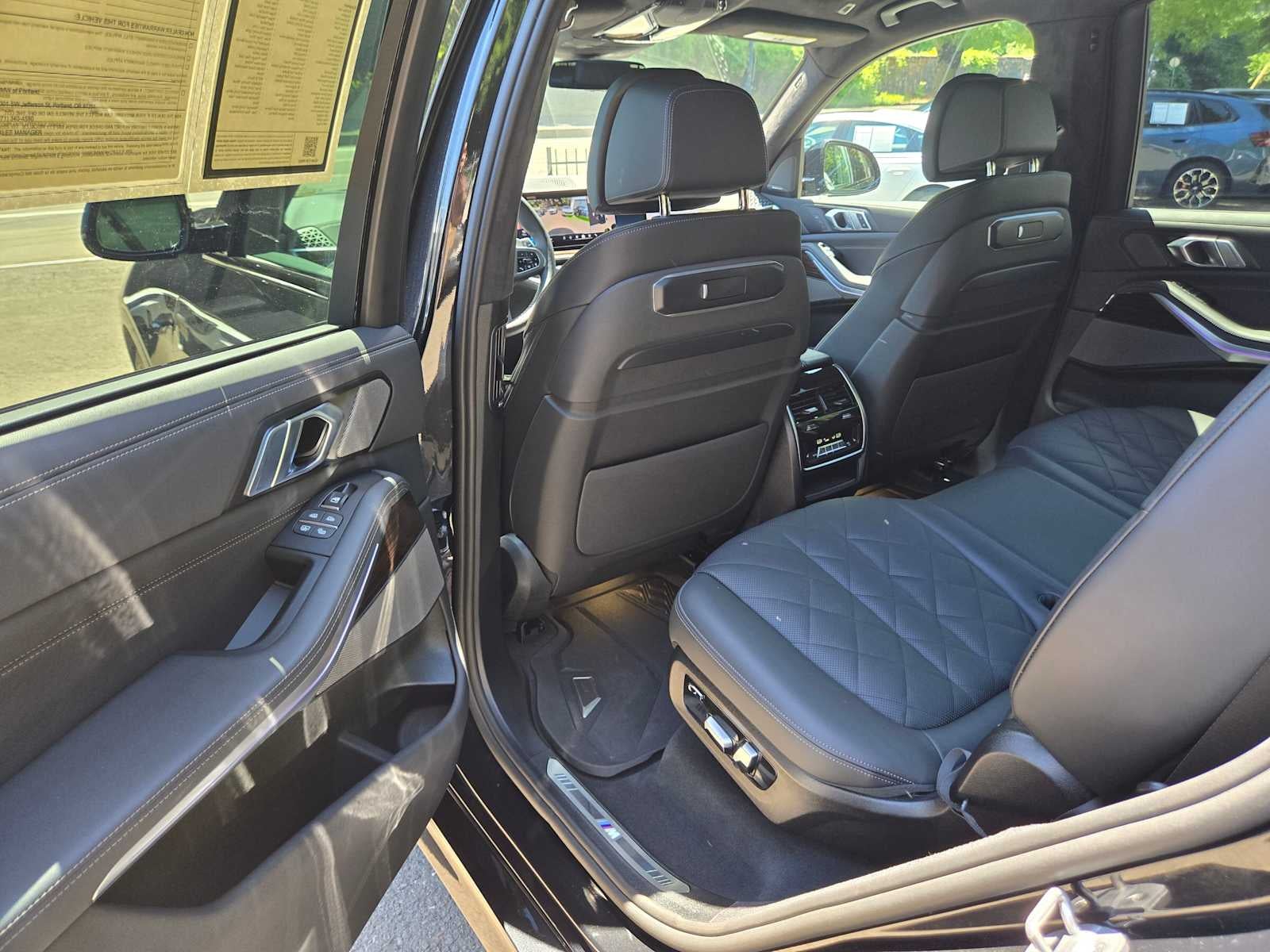 2026 BMW X7 xDrive40i xDrive40i