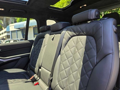 2026 BMW X7 xDrive40i xDrive40i