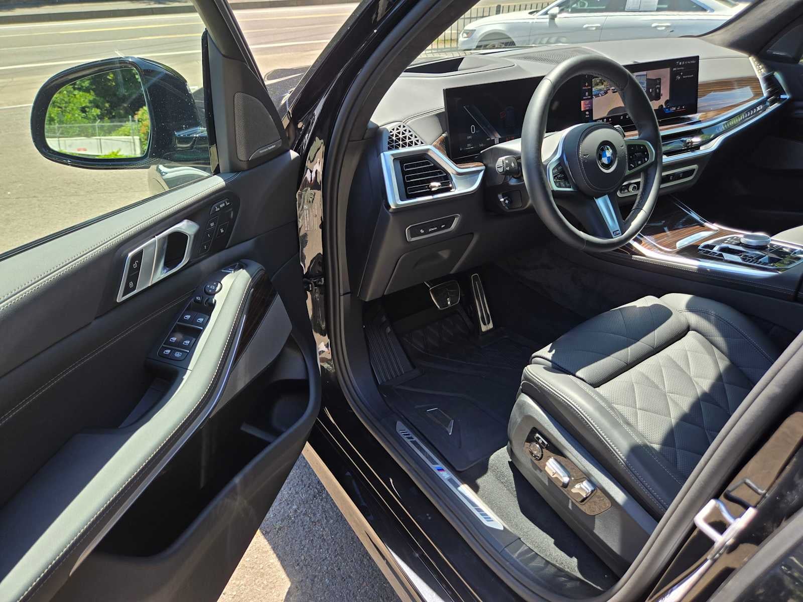 2026 BMW X7 xDrive40i xDrive40i