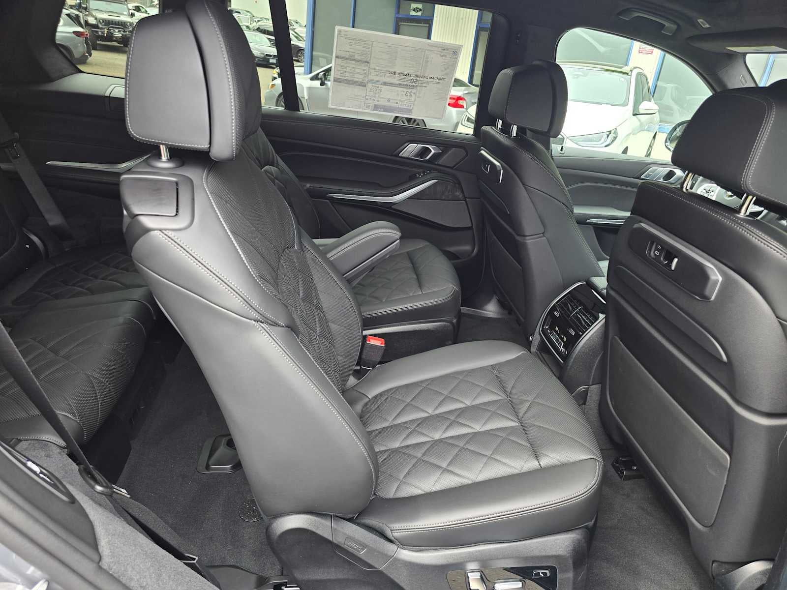 2026 BMW X7 xDrive40i xDrive40i