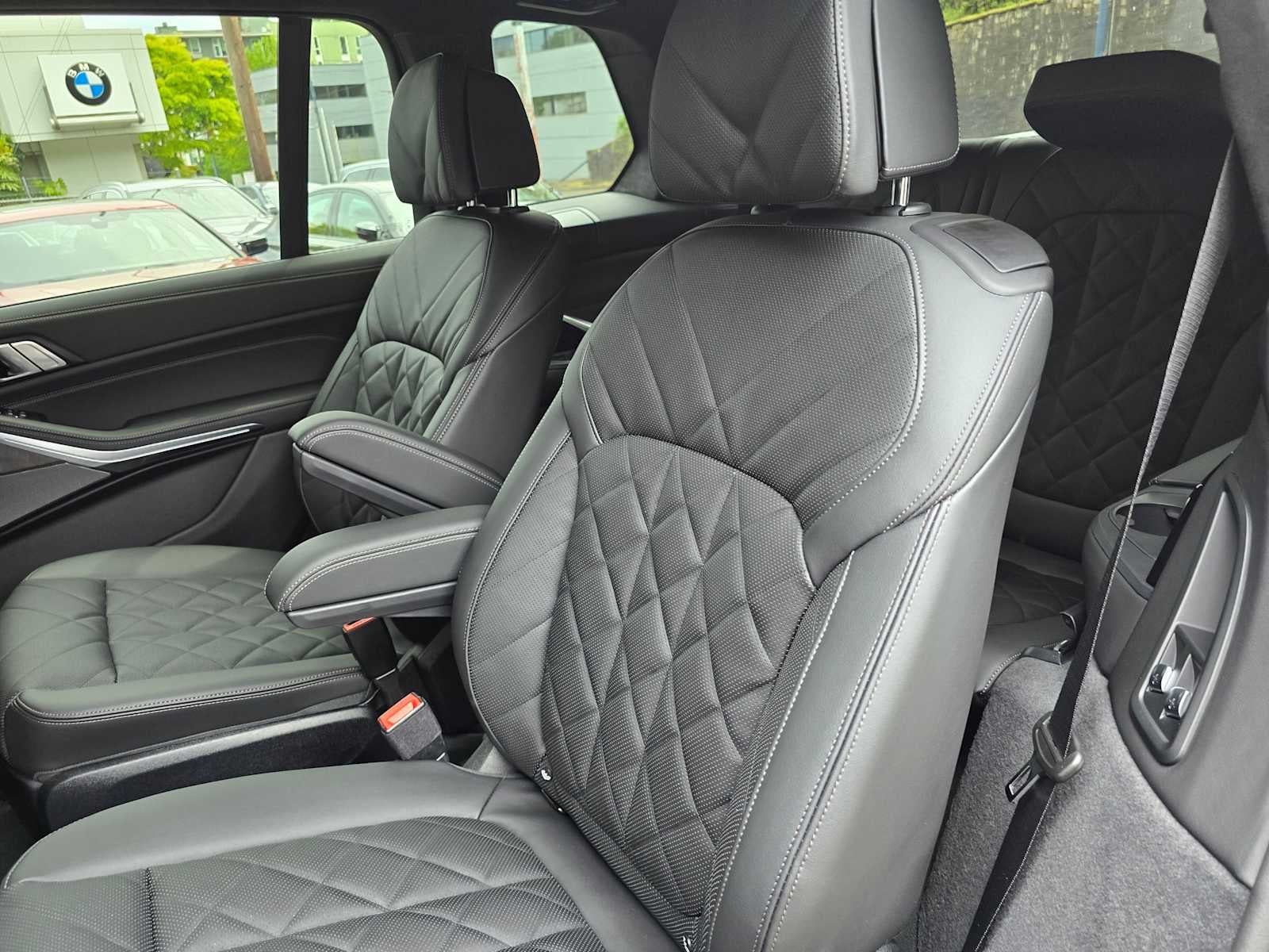 2026 BMW X7 xDrive40i xDrive40i