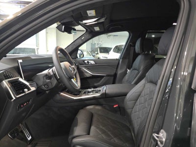 2027 BMW X7 xDrive40i