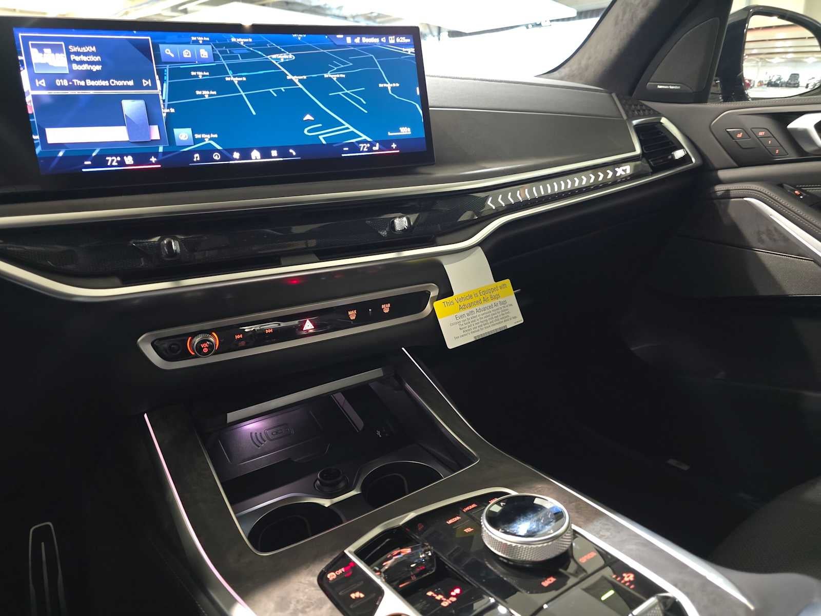 2027 BMW X7 xDrive40i