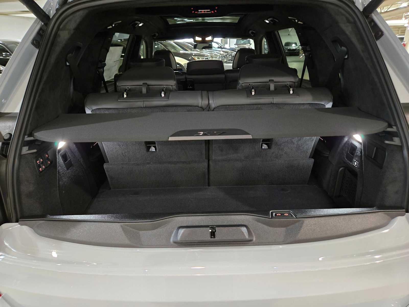 2027 BMW X7 xDrive40i xDrive40i