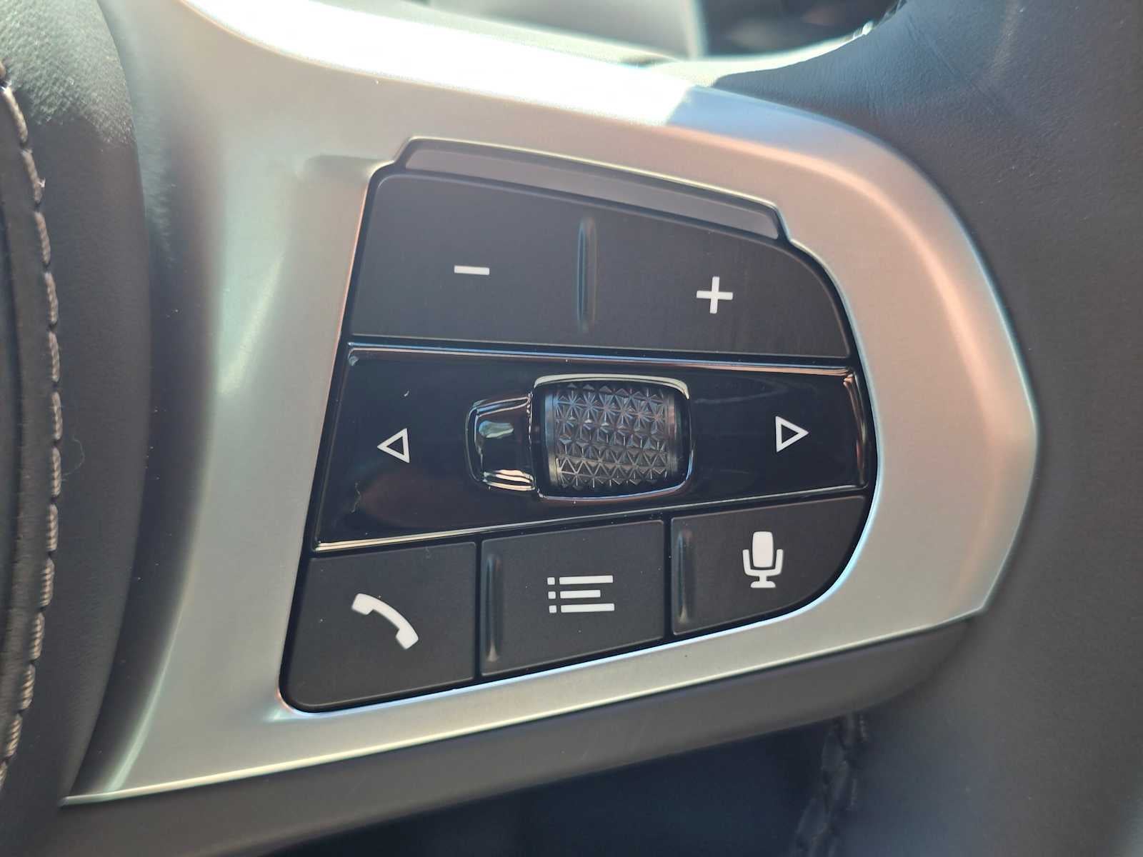 2026 BMW X7 xDrive40i xDrive40i